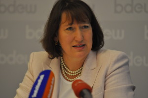 BDEW-Chefin Hildegard Müller:  Wir teilen Gabriels Eigenlob nicht uneingeschränkt ...