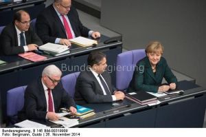 Außenminister Steinmeier, Bundeswirtschaftsminister Gabriel, Kanzlerin  Merkel involviert in den Markttest