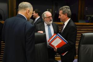 Kommissar Marius Canete und Günther Oettinger, jetzt zuständig in der Kommission für Digitales