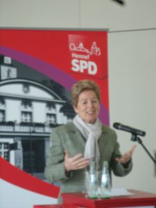 Ministerin Angelica Schwall-Düren: Da müssen wir weiterkommen ...
