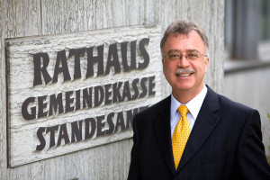 Bürgermeister Eckhard Maack: Nicht höher als 75 m; Bild Swisttal
