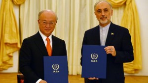 IIEAO-Generaldirektor Yukia Amano und Irans Außenminister Salehi:  Nach Aufhebung der Sanktionen wird Teheran wieder ernst zu nehmender Akteur auf dem Öl- und Gasmarkt...