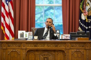 US-Präsident Barack Obama: Noch ist er im Amt und könnte sich bei Putin telefonisch bedanken, dass er mit dafür gesorgt hat, dass die Ölpreise steigen ..."