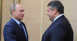 Männergespräche: Bundeswirtschaftsminister und Vizekanzler, Sigmar Gabriel mit Präsident Putin. Auch freund  dürfen sich nicht "einhacken" 