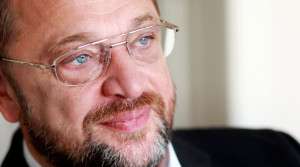 Der Blick in die Zukunft ist düsterer , aber nicht ohne Perspektiven ...; Martin Schulz: 