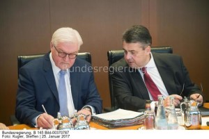Ex-Außenminister Frank-Walter Steinmeier und der "Neue" Sigmar Gabriel, Ex Bundeswirtschaftsminister