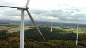 Mehr als drei Viertel der installierten Windenergieleistung entfiel 2020 auf nur sechs Bundesländer: .... ". ;bild trianel