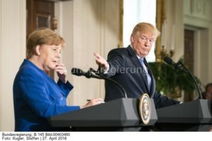 ...sie reagiert nicht ..; Angela Merkel und Donald Trump im WhiteHouse, Bild Steffen Kugler Bildst.