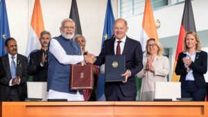 "..bei .innovativen Lösungen für eine nachhaltige grüne Wasserstoffproduktion vertieft zusammenarbeiten...!" Kanzler Olaf Scholz und Indiens Premier Modi, bild guido bergmann bundesrg